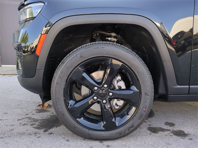 Thumbnail: 2025 Jeep Grand Cherokee - 7