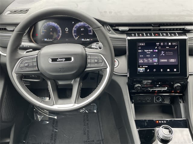 2025 Jeep Grand Cherokee Altitude 9
