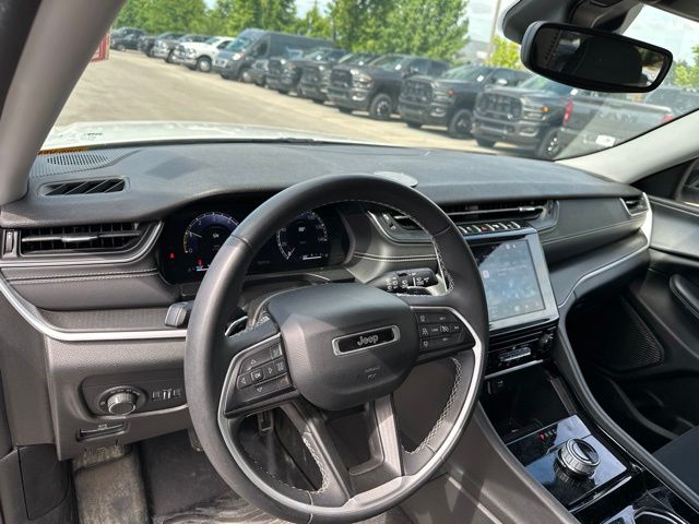 Thumbnail: 2023 Jeep Grand Cherokee - 6