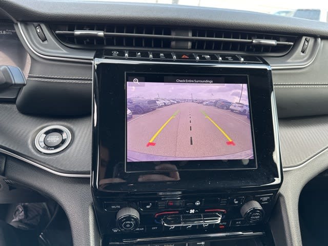 Thumbnail: 2023 Jeep Grand Cherokee - 13