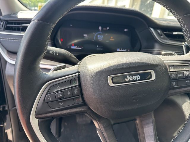 Thumbnail: 2022 Jeep Grand Cherokee - 13
