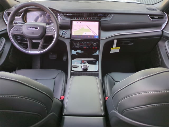 Thumbnail: 2025 Jeep Grand Cherokee - 10