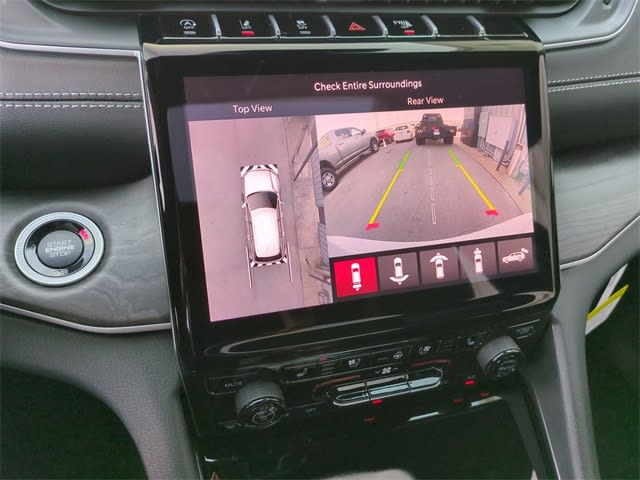 Thumbnail: 2025 Jeep Grand Cherokee - 35