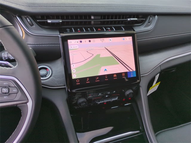 Thumbnail: 2025 Jeep Grand Cherokee - 15