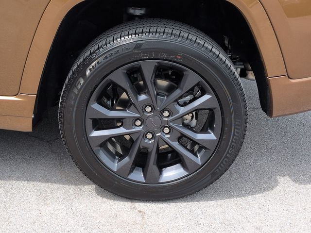Thumbnail: 2026 Jeep Grand Cherokee - 8