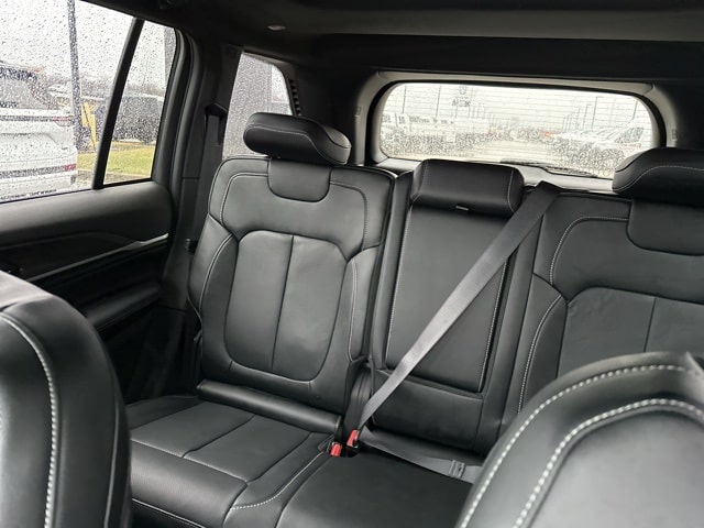 Thumbnail: 2026 Jeep Grand Cherokee - 8