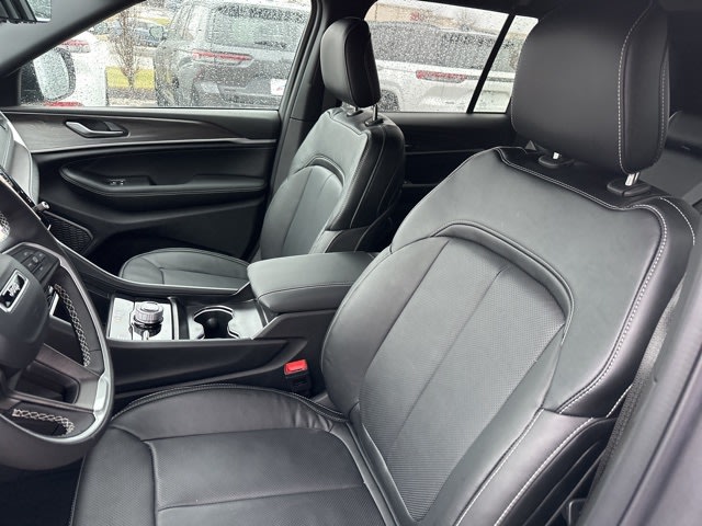 Thumbnail: 2026 Jeep Grand Cherokee - 7