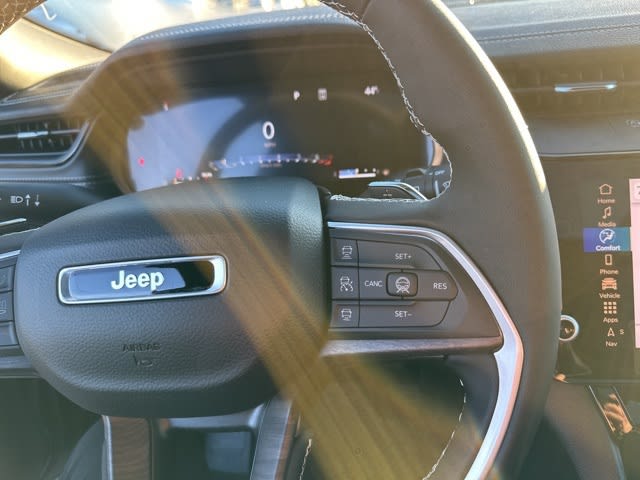 Thumbnail: 2026 Jeep Grand Cherokee - 16
