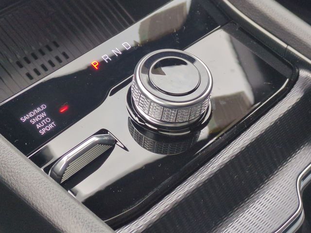 Thumbnail: 2026 Jeep Grand Cherokee - 38