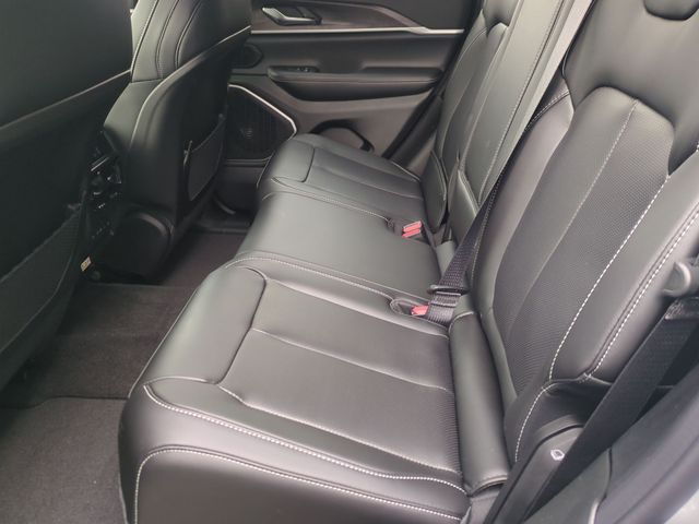 Thumbnail: 2026 Jeep Grand Cherokee - 27