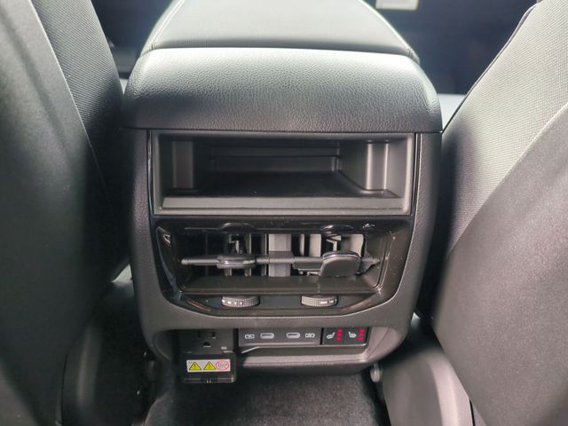 Thumbnail: 2026 Jeep Grand Cherokee - 39