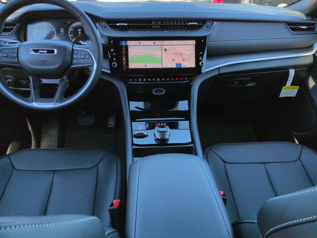 Thumbnail: 2026 Jeep Grand Cherokee - 10