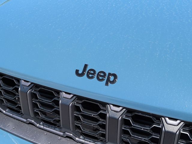 Thumbnail: 2026 Jeep Grand Cherokee - 7