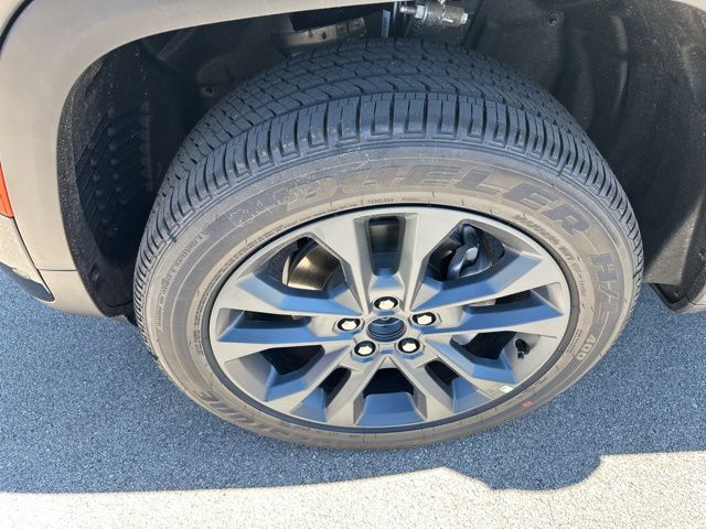 Thumbnail: 2026 Jeep Grand Cherokee - 4