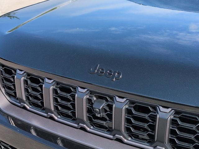 Thumbnail: 2026 Jeep Grand Cherokee - 6