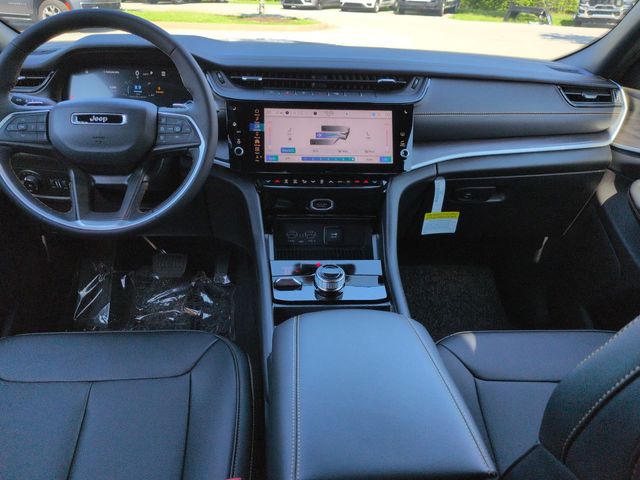 Thumbnail: 2026 Jeep Grand Cherokee - 9