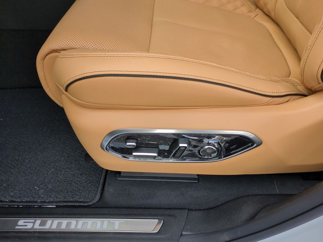 Thumbnail: 2025 Jeep Grand Cherokee - 27