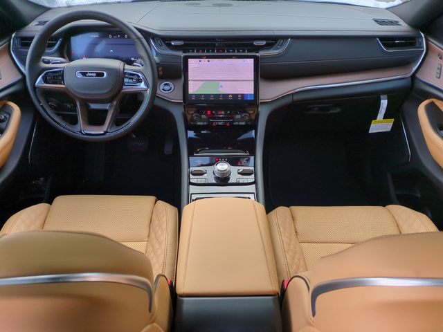 Thumbnail: 2025 Jeep Grand Cherokee - 9