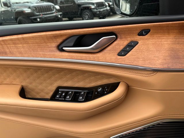 Thumbnail: 2022 Jeep Grand Cherokee - 20