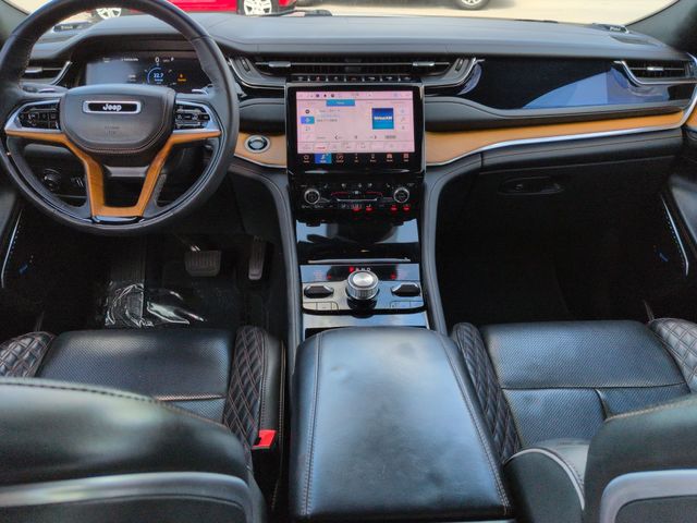 Thumbnail: 2023 Jeep Grand Cherokee - 9