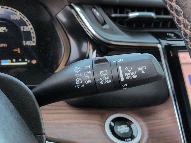 Thumbnail: 2023 Jeep Grand Cherokee - 13