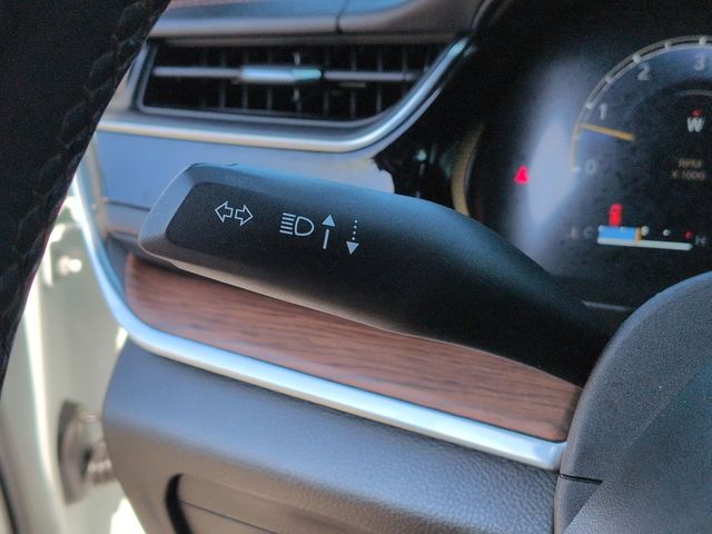 Thumbnail: 2023 Jeep Grand Cherokee - 31