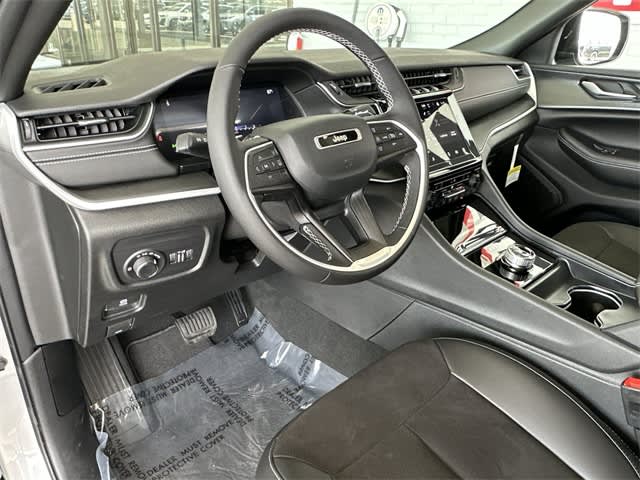 Image of 2023 Jeep Grand Cherokee L
