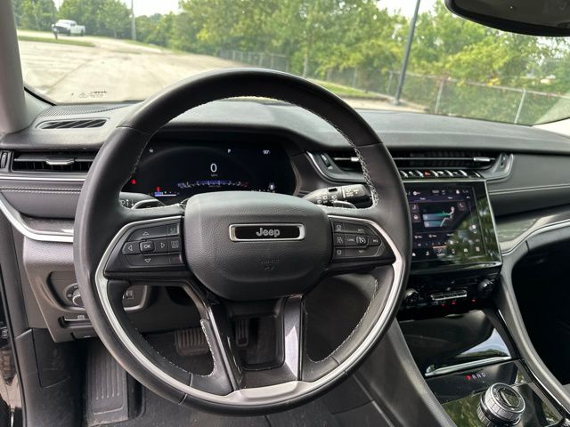 Thumbnail: 2023 Jeep Grand Cherokee L - 2