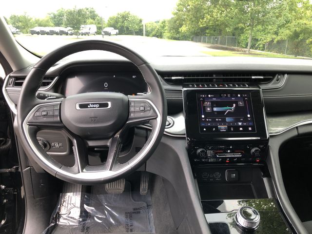 Thumbnail: 2023 Jeep Grand Cherokee L - 2