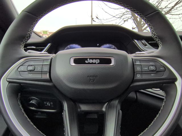 Thumbnail: 2025 Jeep Grand Cherokee L - 30