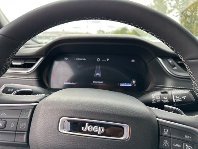 Thumbnail: 2024 Jeep Grand Cherokee L - 10