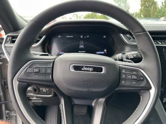Thumbnail: 2024 Jeep Grand Cherokee L - 12