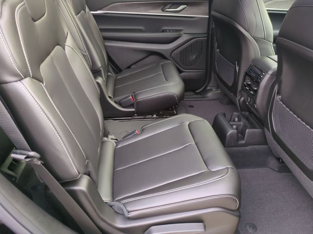Thumbnail: 2025 Jeep Grand Cherokee L - 29