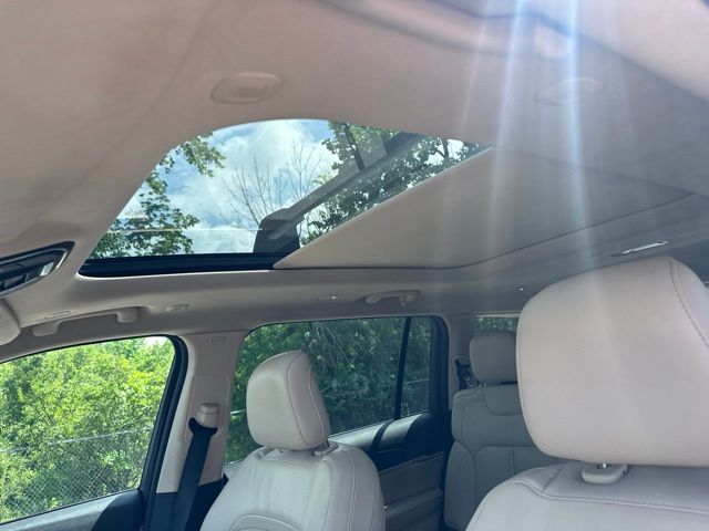 Thumbnail: 2021 Jeep Grand Cherokee L - 14