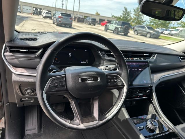 Thumbnail: 2022 Jeep Grand Cherokee L - 2