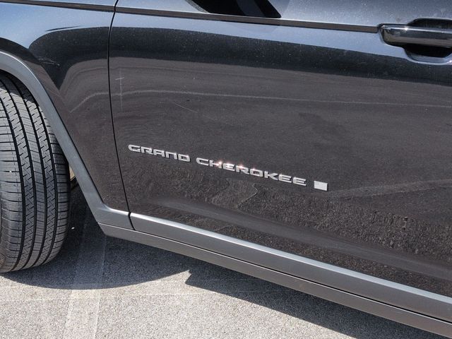 Thumbnail: 2021 Jeep Grand Cherokee L - 24