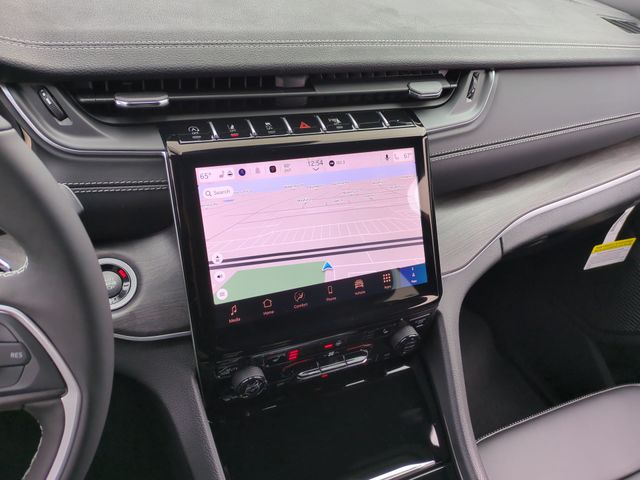 Thumbnail: 2025 Jeep Grand Cherokee L - 33