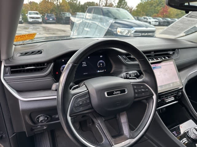 Thumbnail: 2022 Jeep Grand Cherokee L - 2