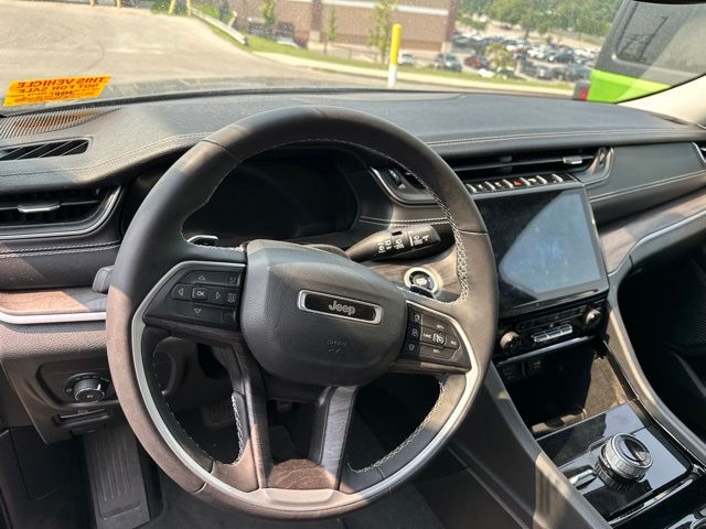 Thumbnail: 2023 Jeep Grand Cherokee L - 2