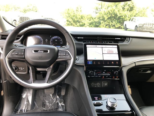 Thumbnail: 2023 Jeep Grand Cherokee L - 2