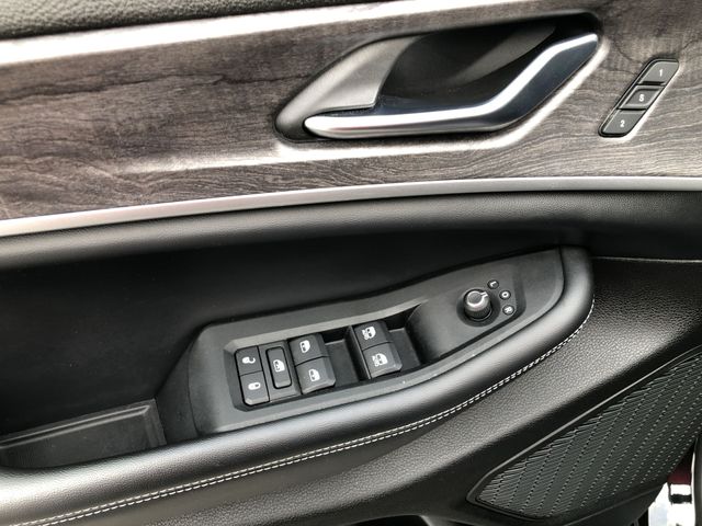 Thumbnail: 2023 Jeep Grand Cherokee L - 33