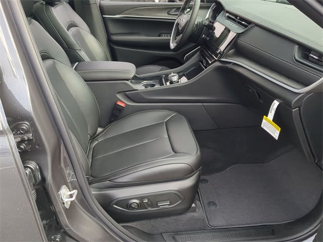 Thumbnail: 2026 Jeep Grand Cherokee L - 12