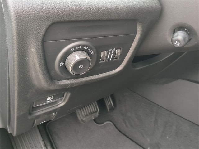 Thumbnail: 2026 Jeep Grand Cherokee L - 25