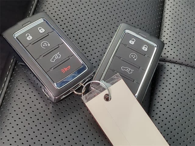 Thumbnail: 2026 Jeep Grand Cherokee L - 18