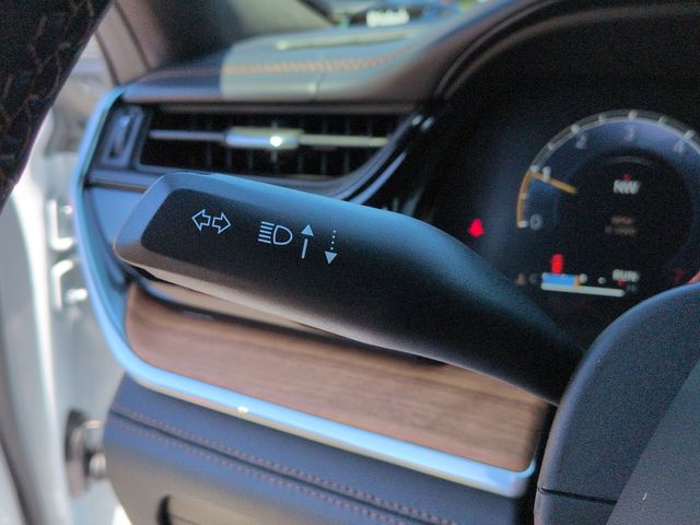 Thumbnail: 2026 Jeep Grand Cherokee L - 14