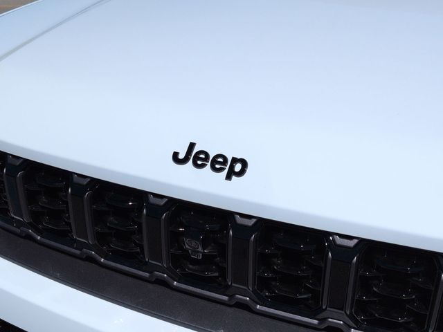 Thumbnail: 2026 Jeep Grand Cherokee L - 6
