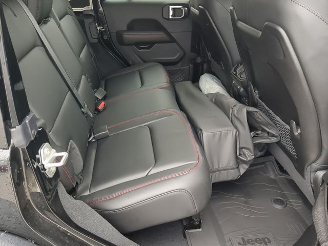 Thumbnail: 2026 Jeep Wrangler - 27