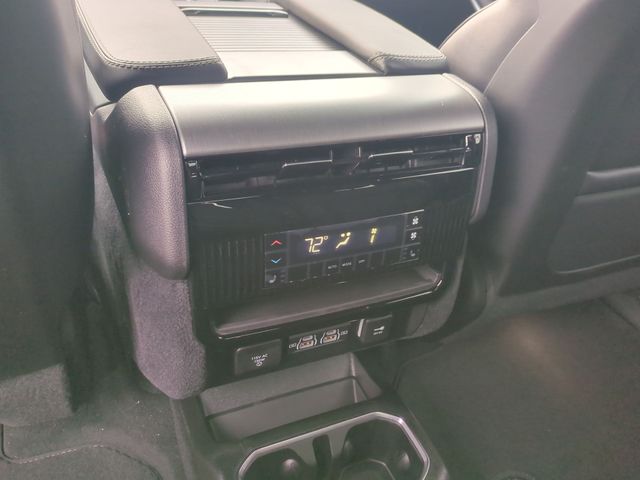 Thumbnail: 2026 Jeep Grand Wagoneer L - 40