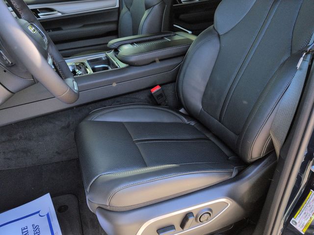 Thumbnail: 2026 Jeep Grand Wagoneer - 10