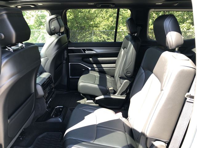 Thumbnail: 2026 Jeep Grand Wagoneer - 11